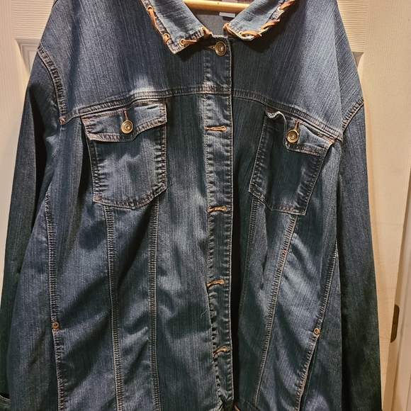 Jean Jacket - Picture 1 of 5